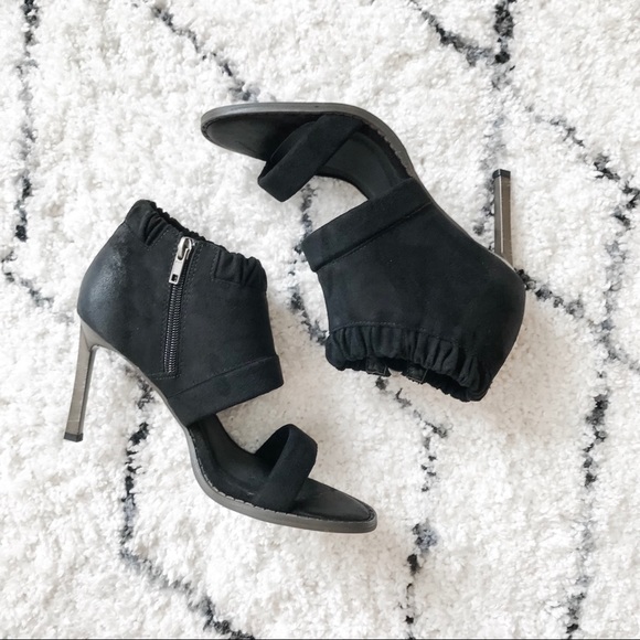 5⭐️ /DANELLA/ Vegan Suede Ruffled Bootie Stilettos - Picture 5 of 7